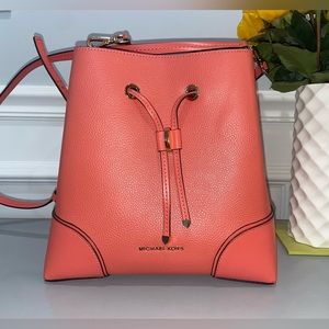 Michael Kors Bucket Bag Limited Edition Color
